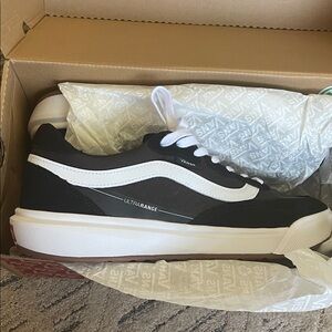 Vans Ultrarange Black and White Sneakers